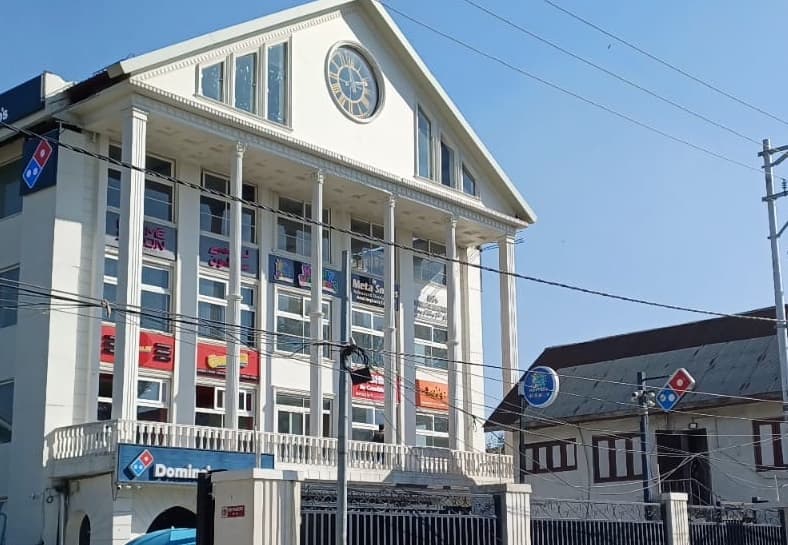 shops/spaces in Sanat Nagar — Kashmiri Realtor