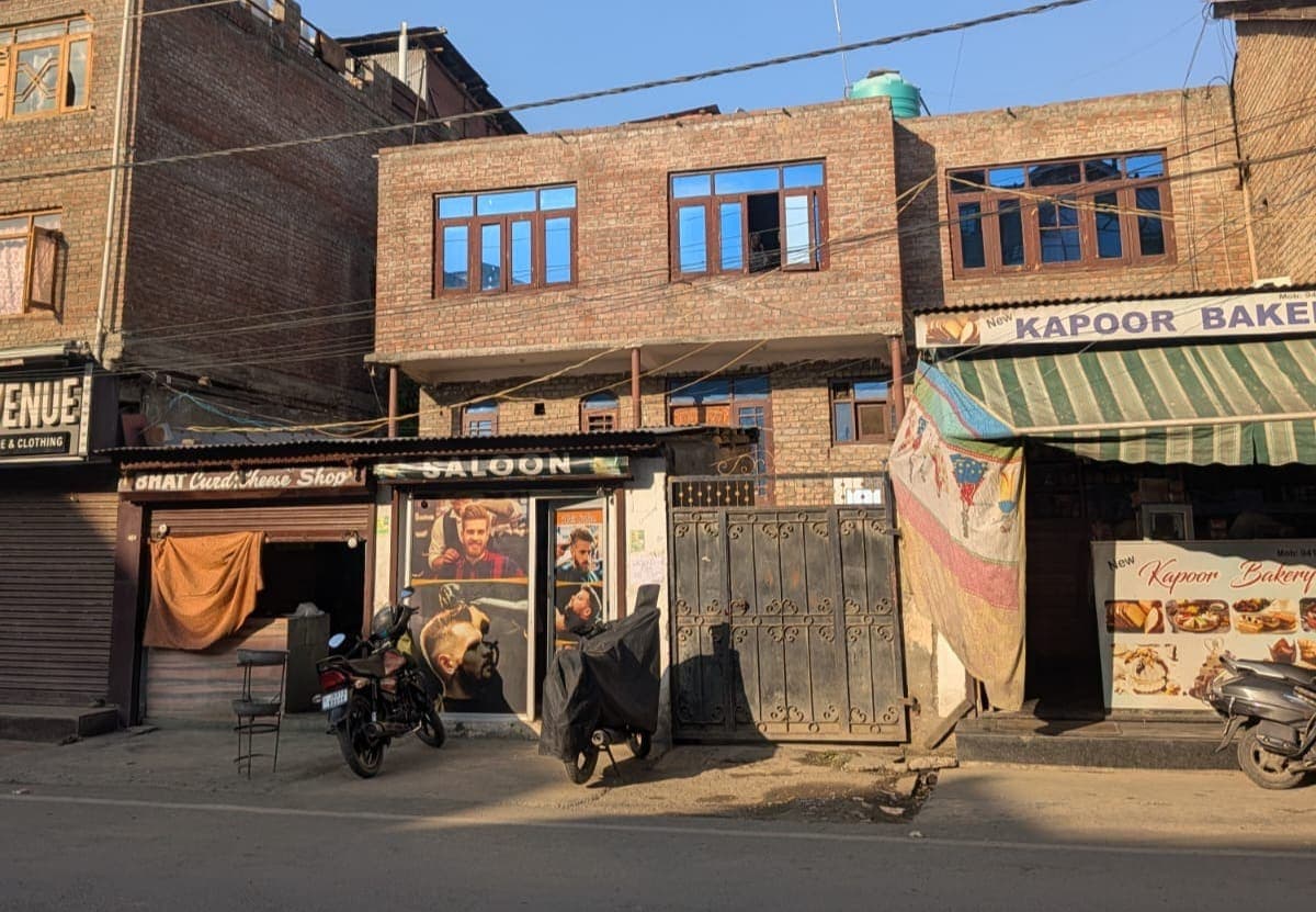 4 BHK house in Jawahar Nagar - Kashmiri Realtor