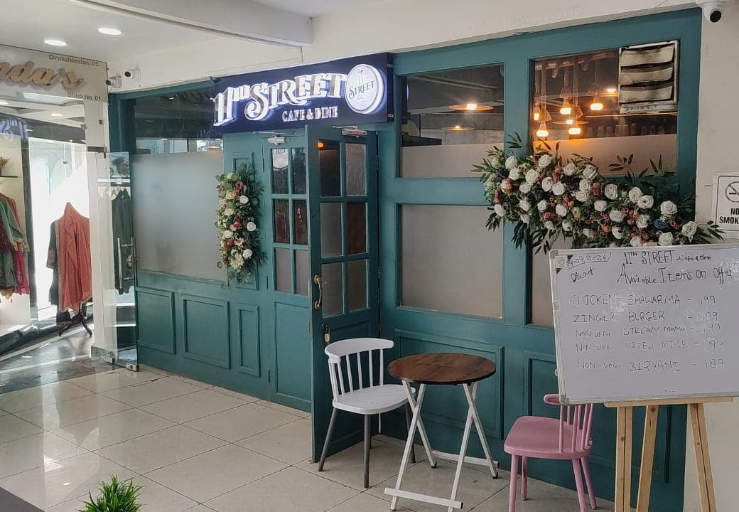 shop / commercial space in Baghat - Kashmiri Realtor