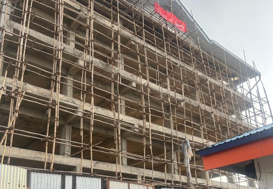 commercial building in Hmt - Kashmiri Realtor