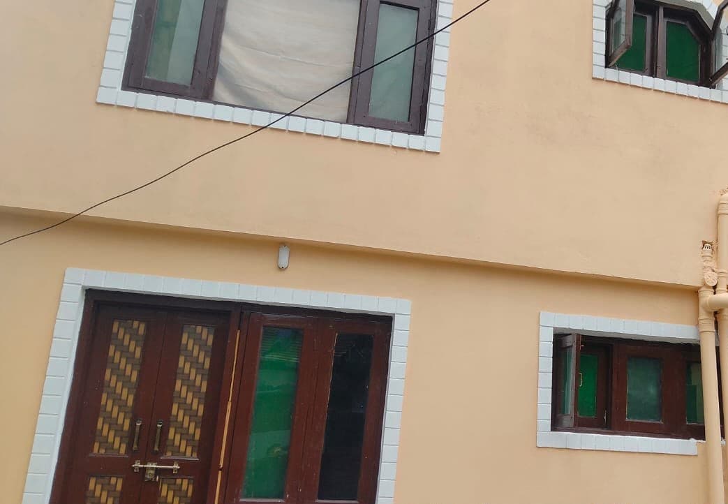 8 BHK house in Natipora - Kashmiri Realtor